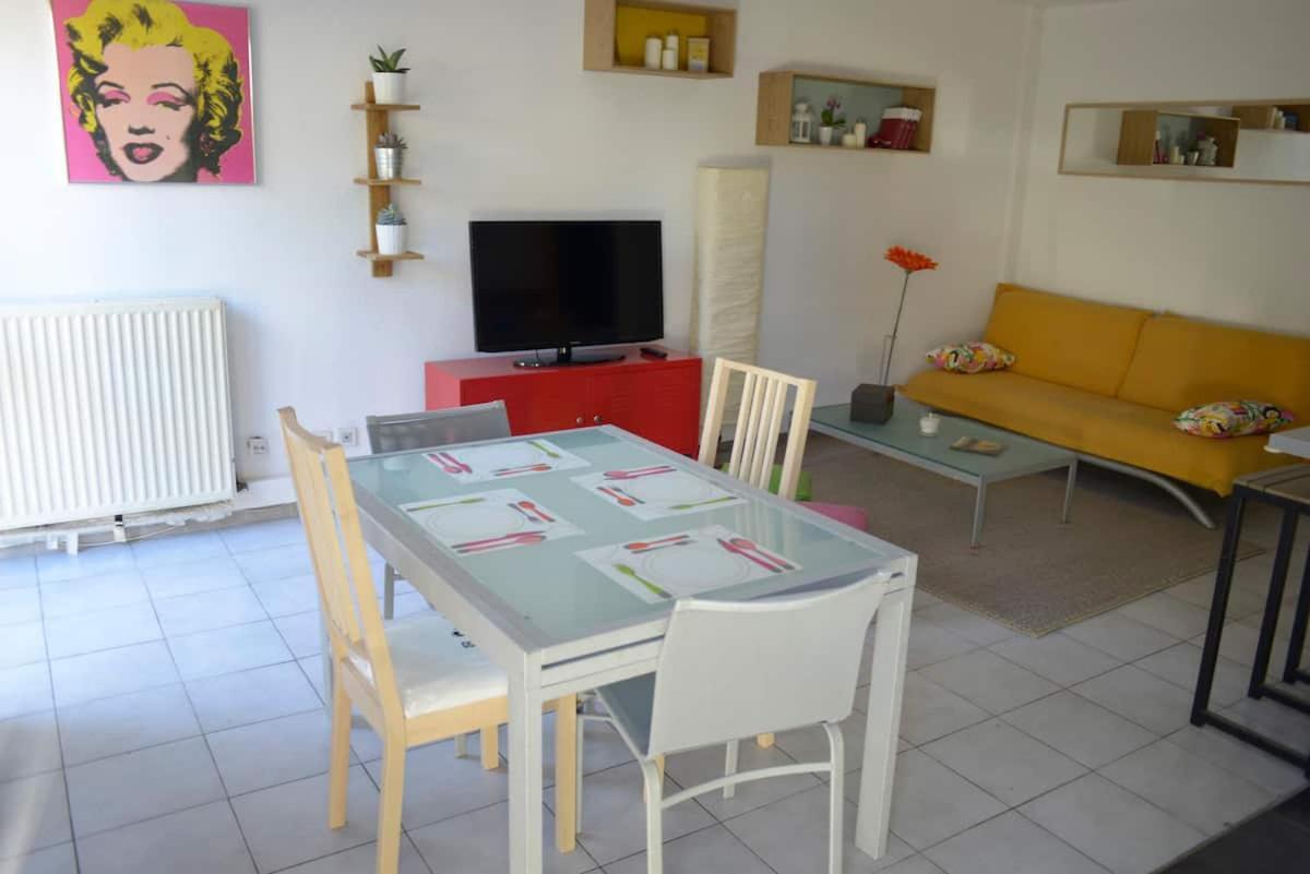 F3 Climatise-terrasse 30 M2- Parking-antigone